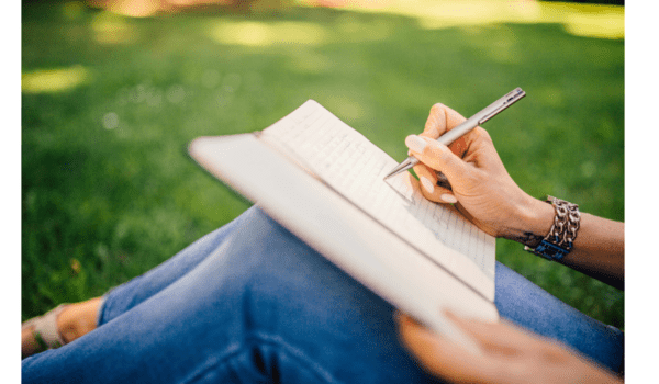 HOW TO SET GOALS AND ACTUALLY ACHIEVE THEM THIS YEAR